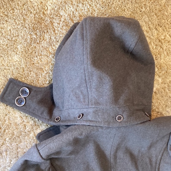 ❄️ Guess Hooded Coat ❄️ - Picture 7 of 7